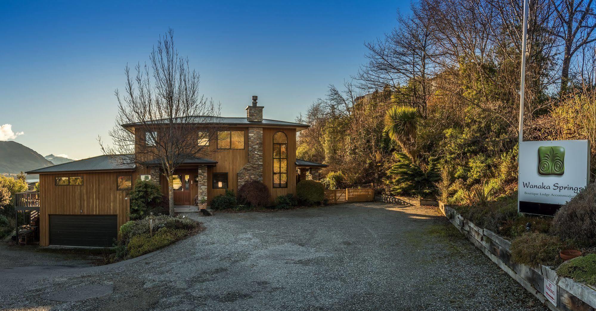 Wanaka Springs Lodge Dış mekan fotoğraf